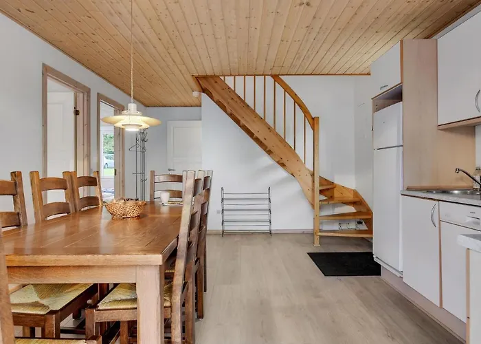 Semesterbostad Beautiful In With Wifi